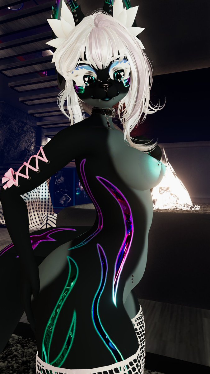 SH4PEZ/AD tweet media