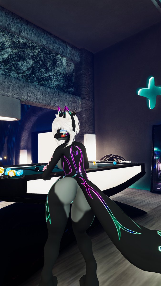 SH4PEZ/AD tweet media