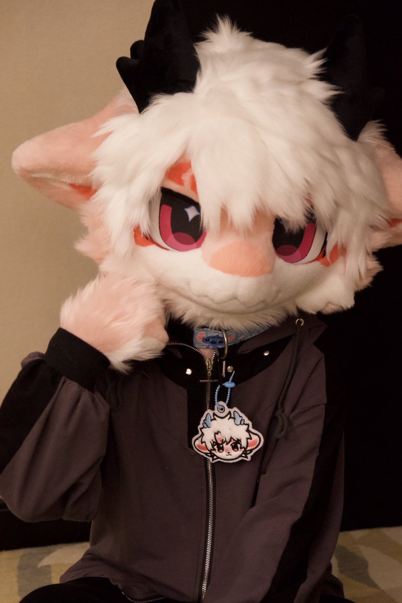 luomiiii tweet media