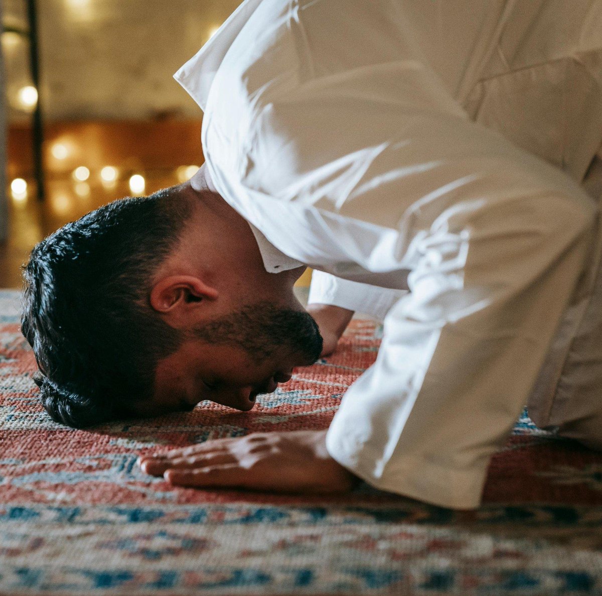 Stats Globe tweet media