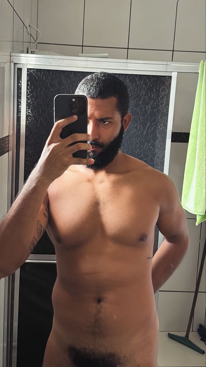 BornThisDanilo's tweet photo. Vida longa aos pentelhos https://t.co/H4RlaYNReI