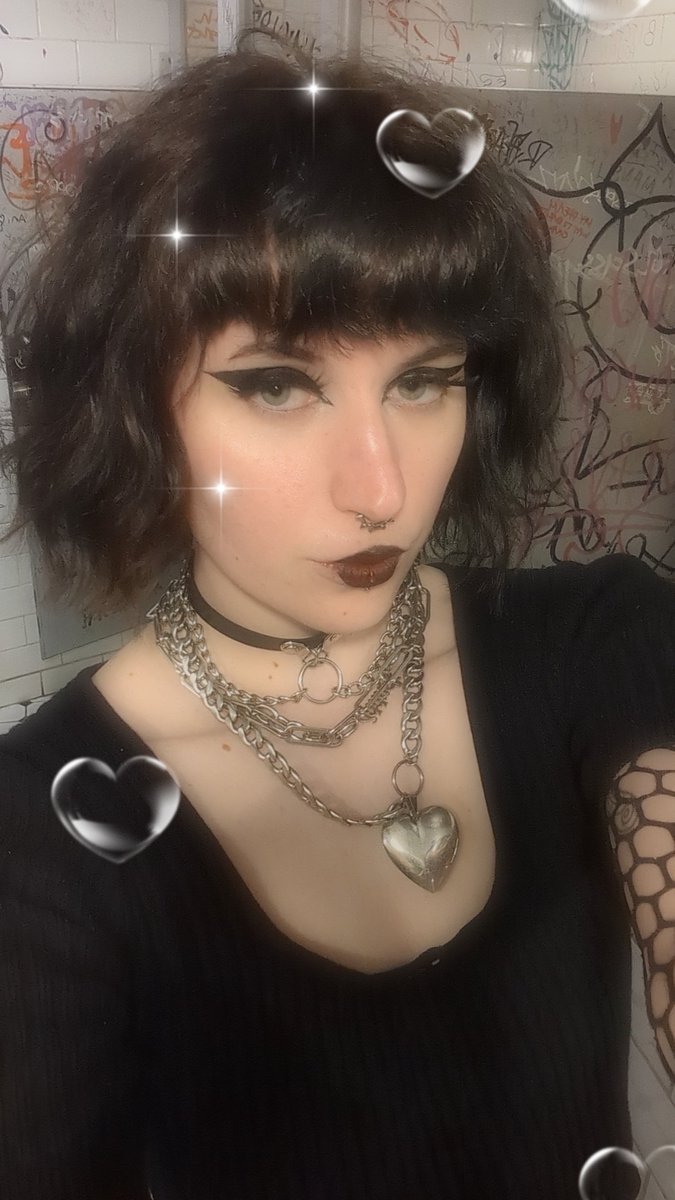 d0gteefz's tweet image. there isn't a filter on these I can just do this