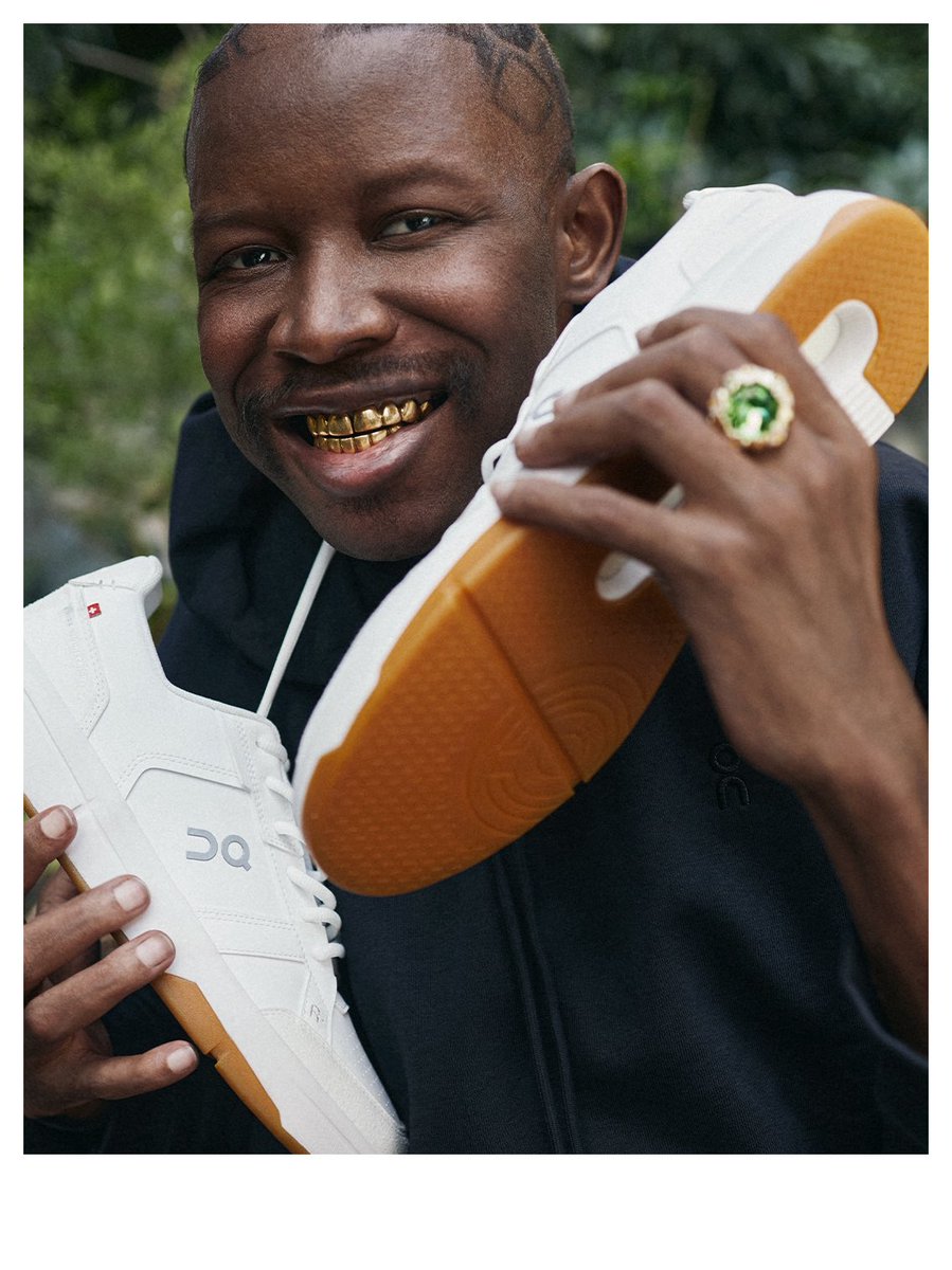 waleadebisi tweet media