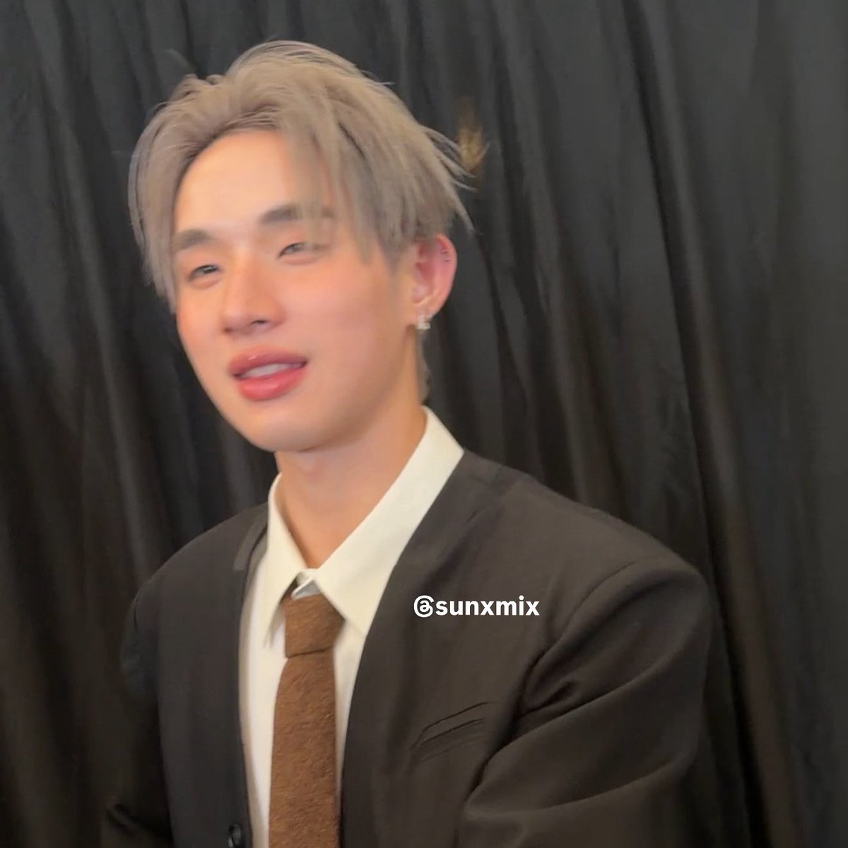 dean ! anni in ☀️💫, LUAT, LYT era tweet media