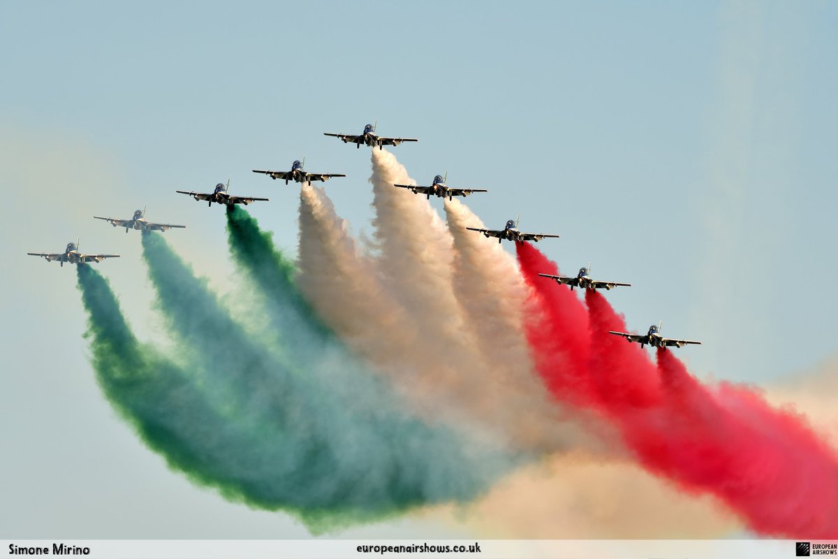 EuroAirshow's tweet image. ✈️ AIRSHOW NEWS ✈️

Frecce Tricolori 🇮🇹 have now been officially confirmed for Bucharest International Air Show (BIAS) 2026 🇷🇴

PREVIEW:
👉 europeanairshows.co.uk/preview/buchar…