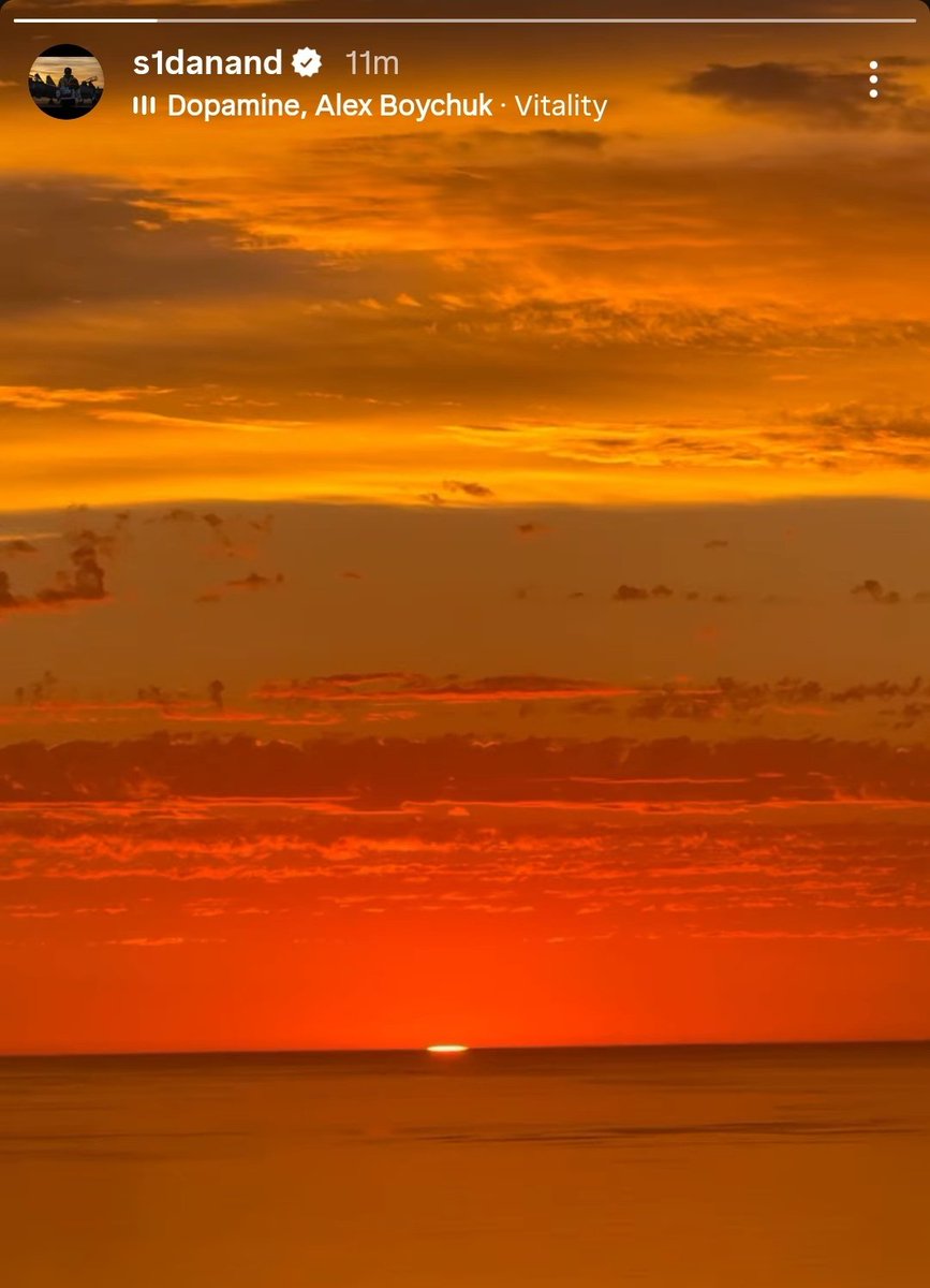 iPriiyanka's tweet image. Song shoot in Cape Town, South Africa 👀