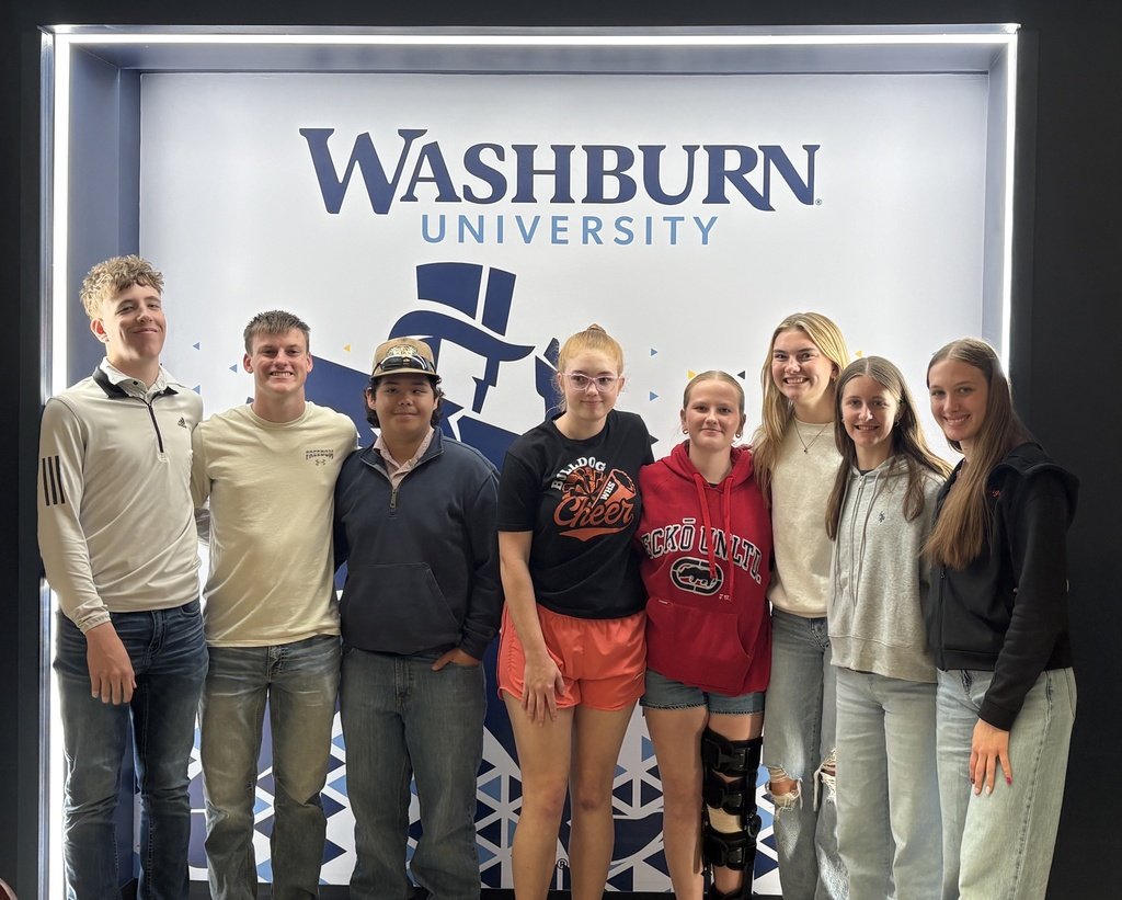 WHS students had the opportunity to observe and participate in the Orthopedic Evaluation course taught by Karen Garrison at Washburn University today. Our students also received a short admissions presentation.