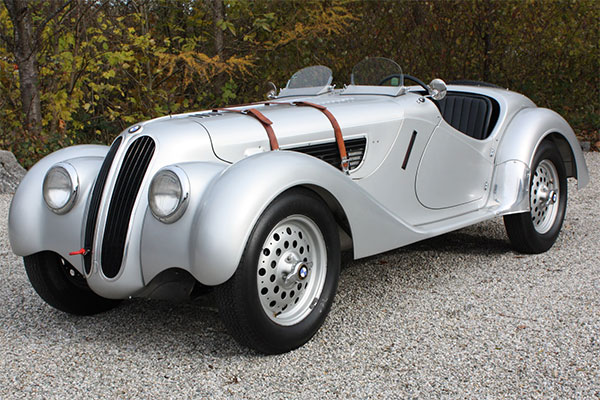 Manfred v. Brauchitsch tweet media