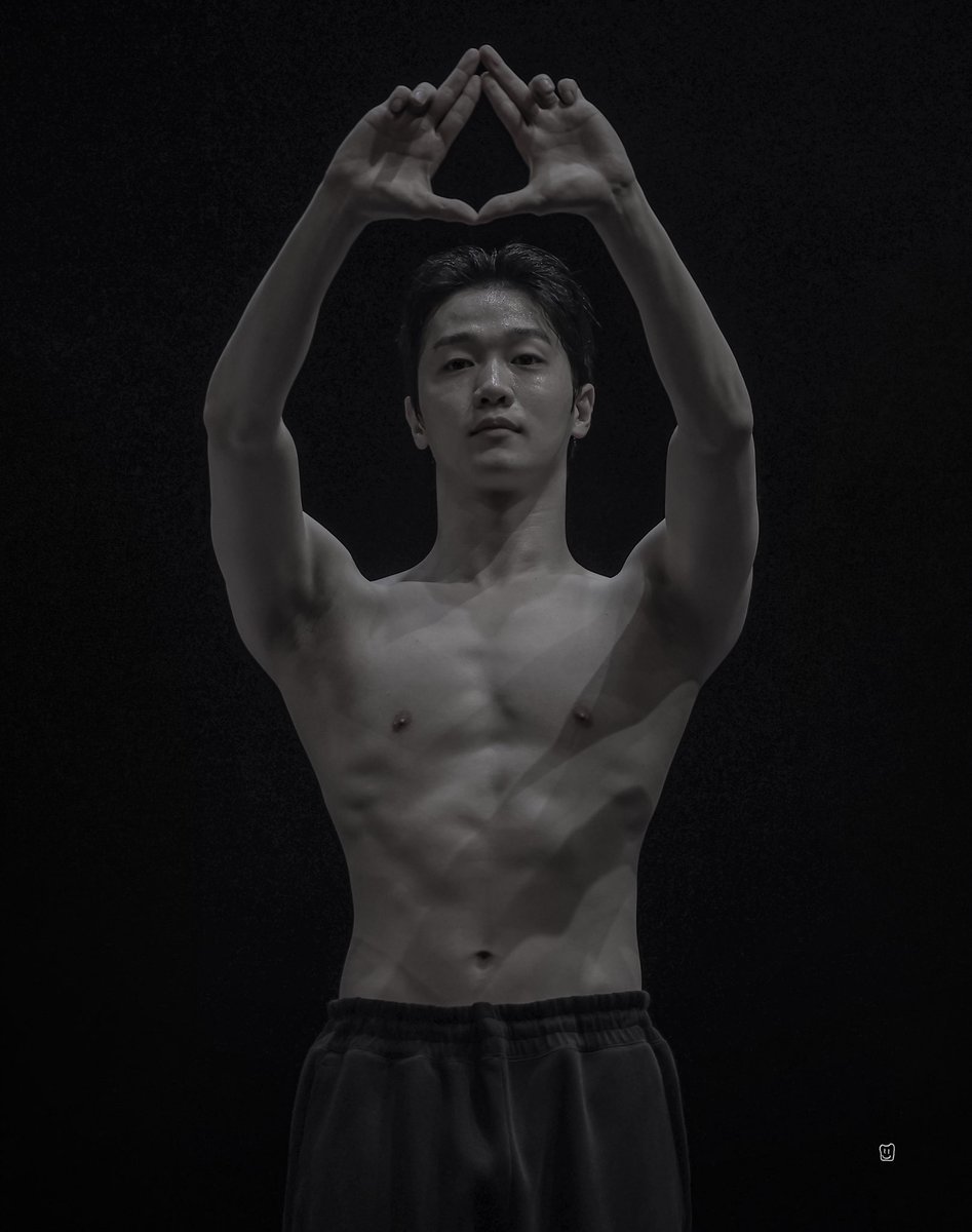 steelsikbbang's tweet photo. 제40회 한국무용제전 ＜The Path, 몸의 궤적＞
개막초청공연: #Altimeets [ 공명과 신비 ]

#박준우 https://t.co/m9P1lVKYfg