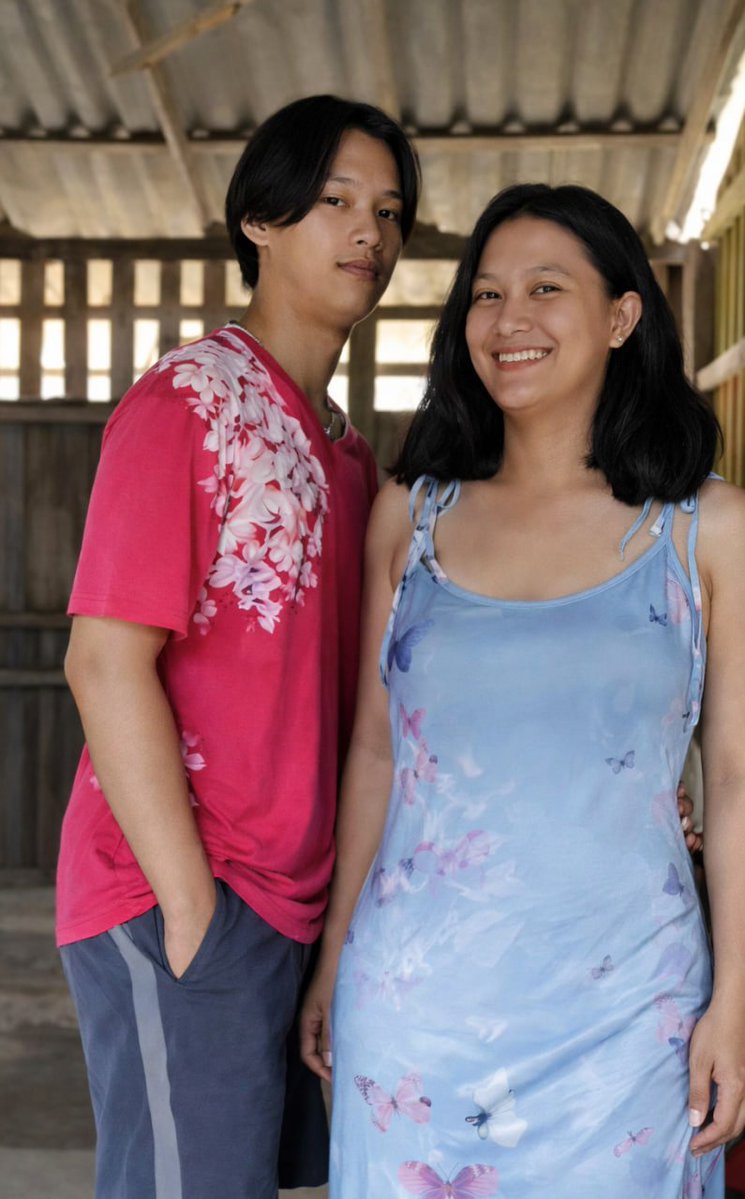 Narrative tweet media