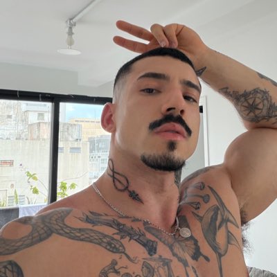 GUIGS OF 🇧🇷 tweet media