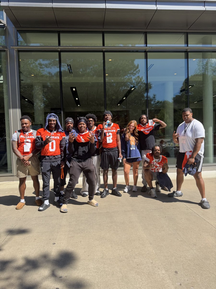 Mackenzie Peters tweet media