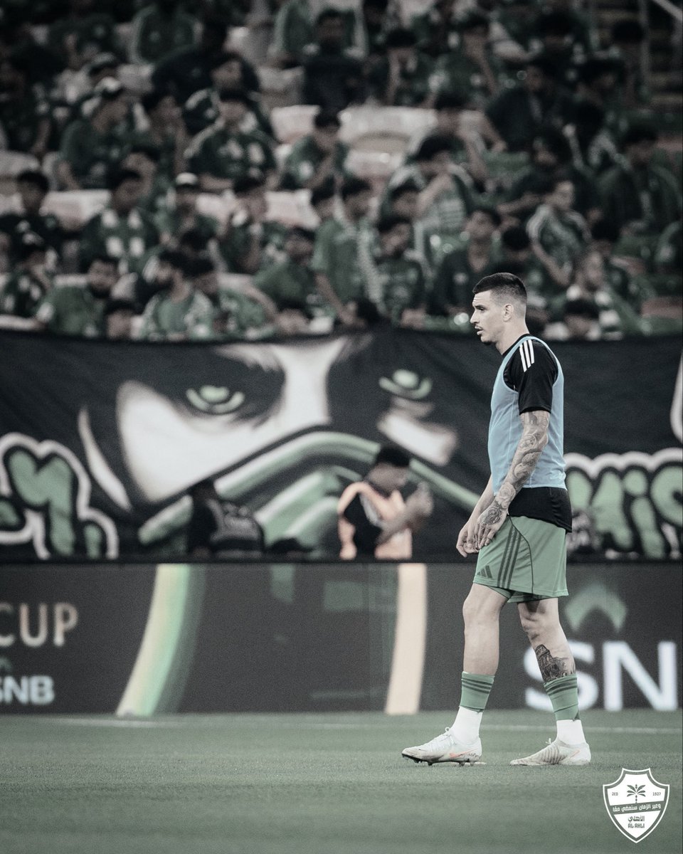 حُسام tweet media