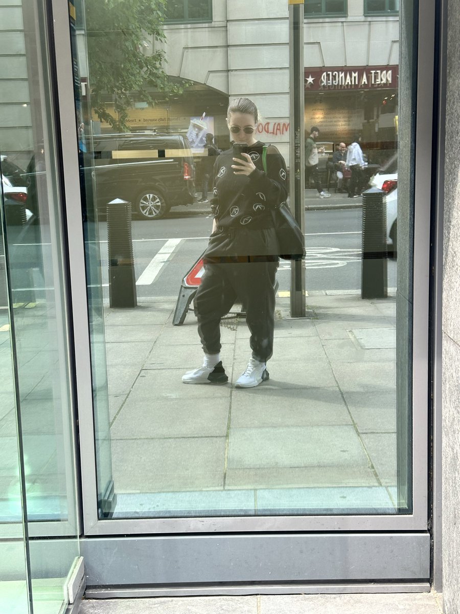 born for archporn tweet media