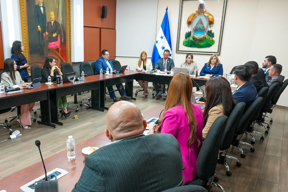 Congreso Nacional de Honduras tweet media