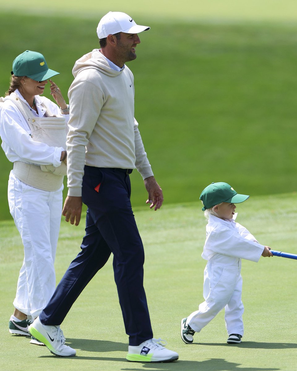 GolfChannel's tweet image. The Schefflers’ first Masters Par 3 Contest as a family of four 💚🥹