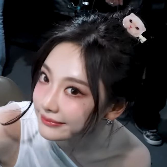 𝓒𝗁𝖺𝗋𝗅𝗈𝗍𝗍𝖾, gabriellé. tweet media