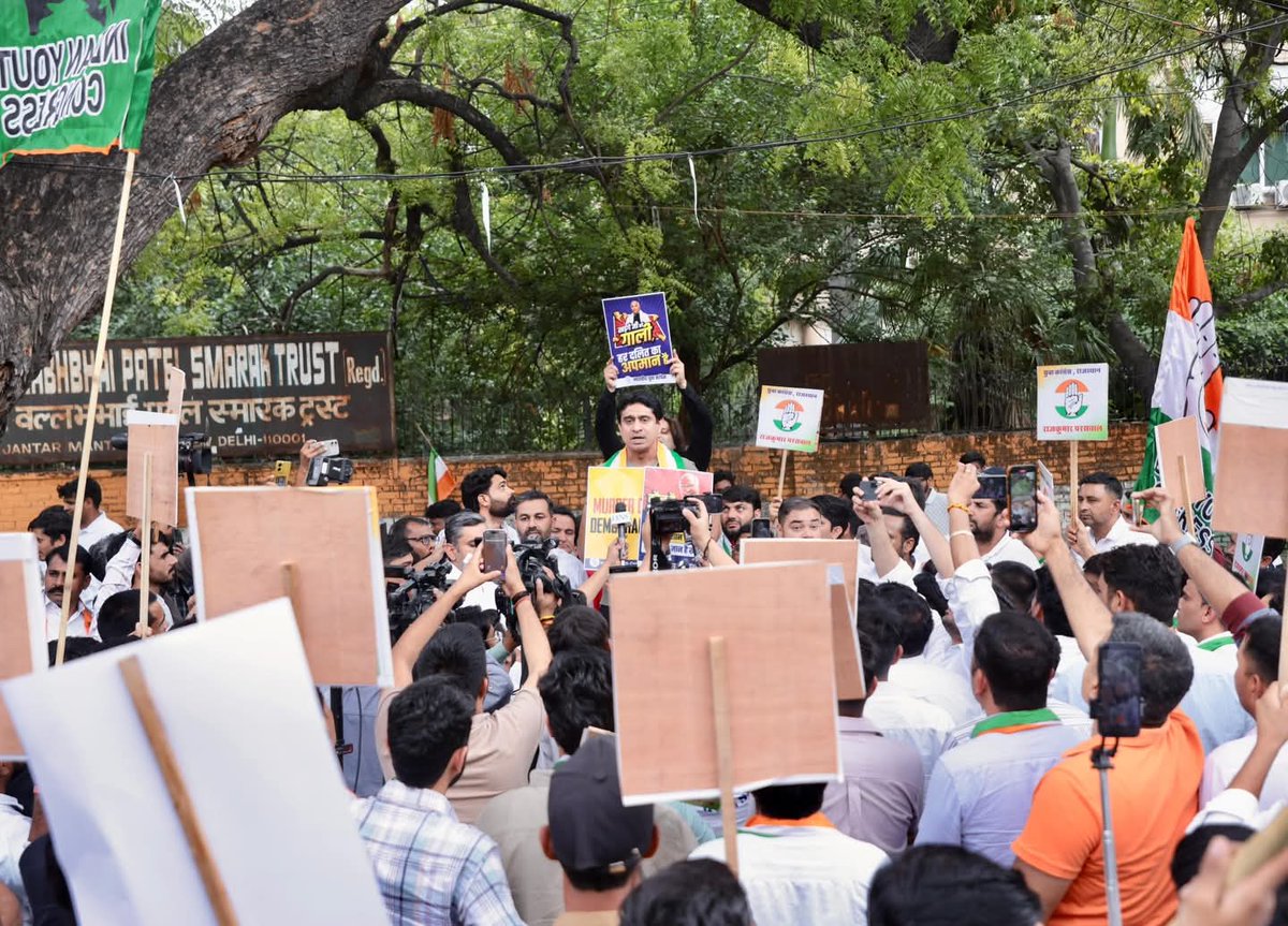 𝗔𝗡𝗜𝗟 𝗖𝗛𝗢𝗣𝗥𝗔 tweet media