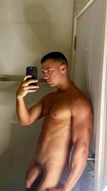 I am Paul black 🖤❤️‍🔥 tweet media