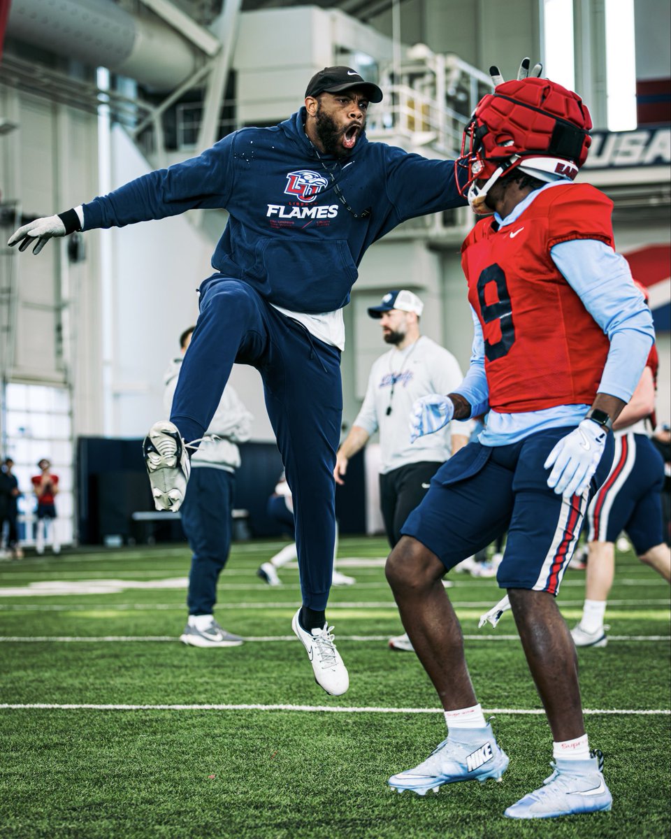 LibertyFootball's tweet image. back at it 🔁