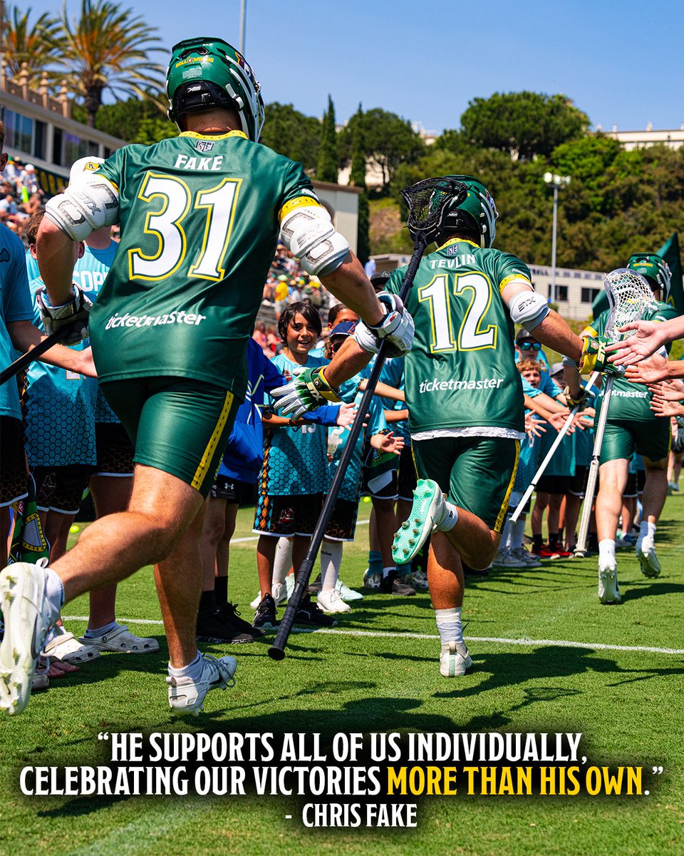 PLLRedwoods's tweet photo. On draft night, you pick the player and the person 🐻

@tevlinbrian has set the standard for what it means to be a teammate from day one in our locker room 🤝⬇️ https://t.co/1MP9KC32j0