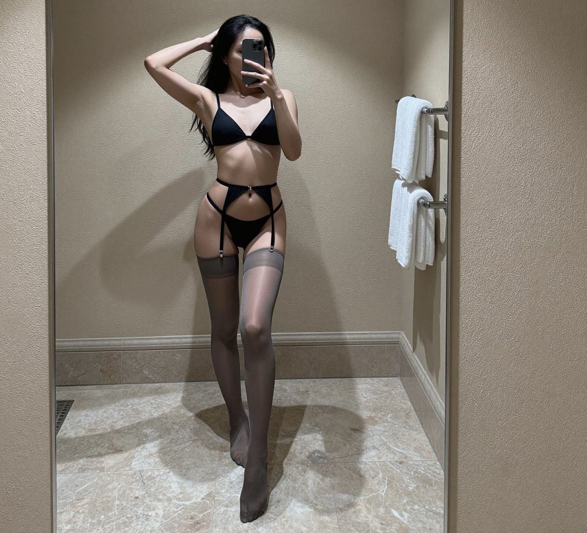 𝑀𝒾𝓁𝒶 tweet media