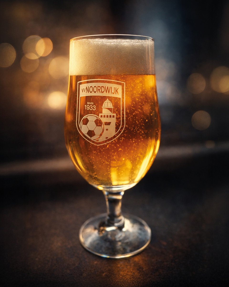 Nieuw en hartstikke gezellig! Het vv Noordwijk bierglas! Met het logo van de club in graveerlook op het glas. Op wedstrijddagen te koop op het supportersterras!

scvvnoordwijk.nl/2026/03/nieuw-…

#biertje
