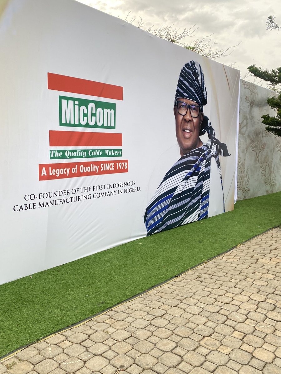 The Cake Chancery tweet media