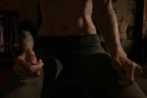 lina ♱ tweet media