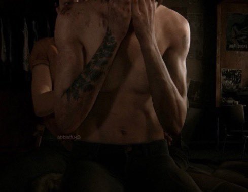 lina ♱ tweet media