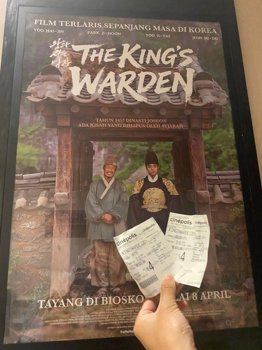 latteofkai's tweet photo. KATA GW LU SMUA HARUS NNTN THE KING'S WARDEN....SEDIHNYA KAGA NGOTAK CUY....DADA LU BAKAL SESEK...BAGUS BGTTT YA ALLAH....PARK JIHOON...YO HAE JIN.... https://t.co/mpThUXoBib
