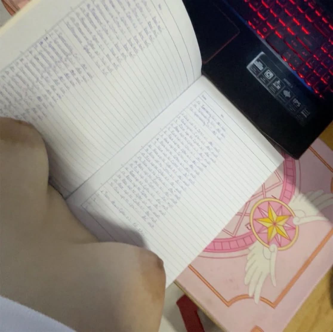 _Whitee_jessy's tweet photo. Alguém me ajuda nos meus estudos?
#PINTOSAWARDSㅤㅤ 
#TROCONUDSㅤ 
#BUNDAAWARDSㅤ 
#PINTOAWARDㅤㅤㅤ https://t.co/qnkaYXCNvd