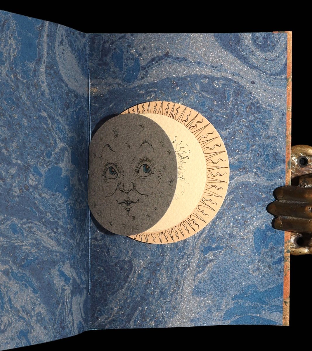 MFLIBRA Antique Books tweet media