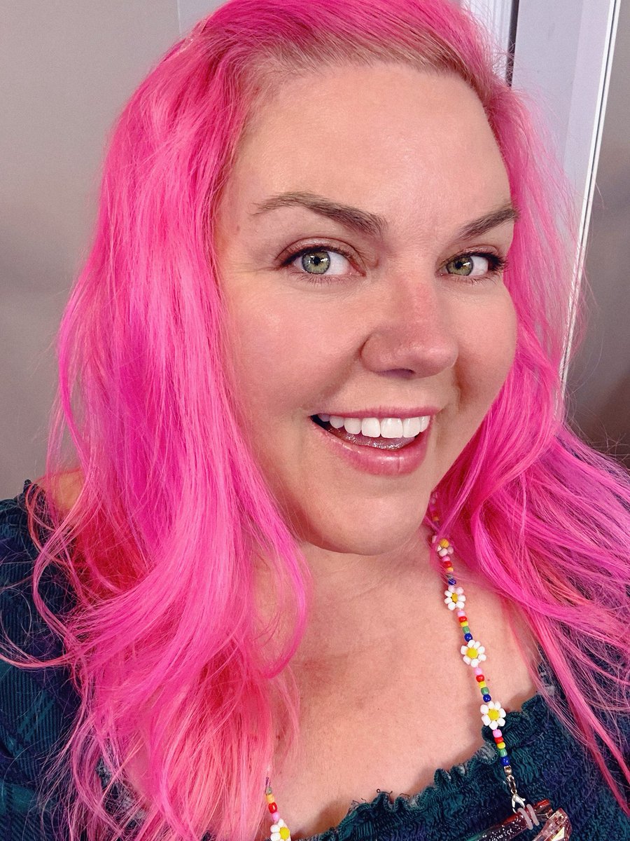 The Hissin’ Kitten tweet media