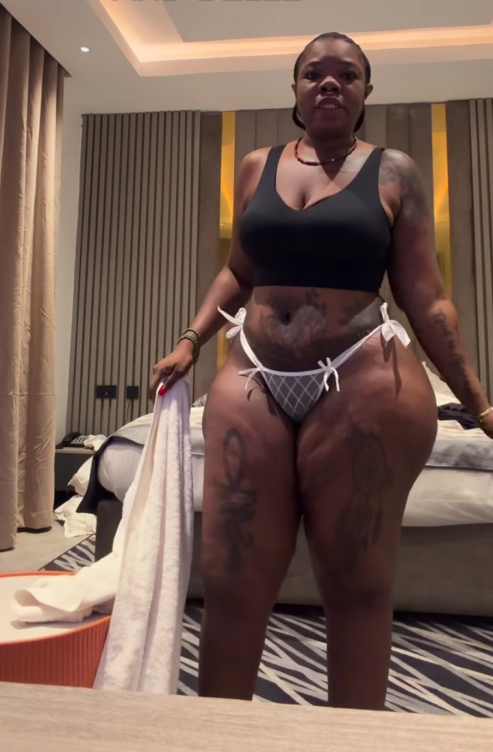 Lola💎 tweet media