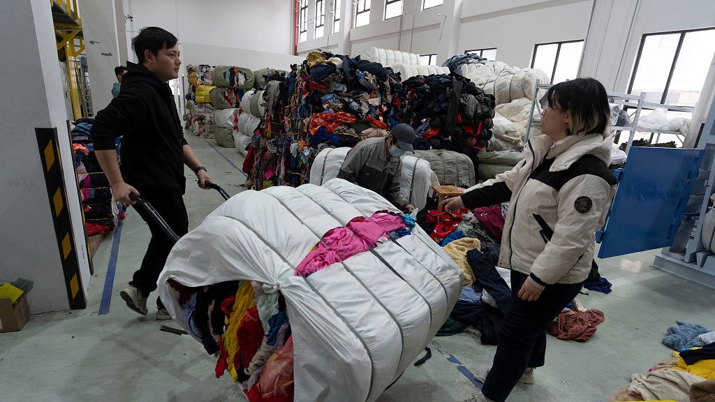 Embajada de China en España tweet media