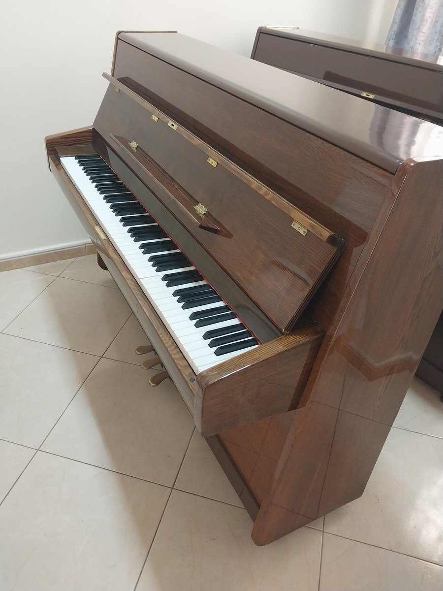 store_piano's tweet photo. Simple and good-looking 👌 
0392001283 [Call / WhatsApp] https://t.co/zsUfnpSS9N