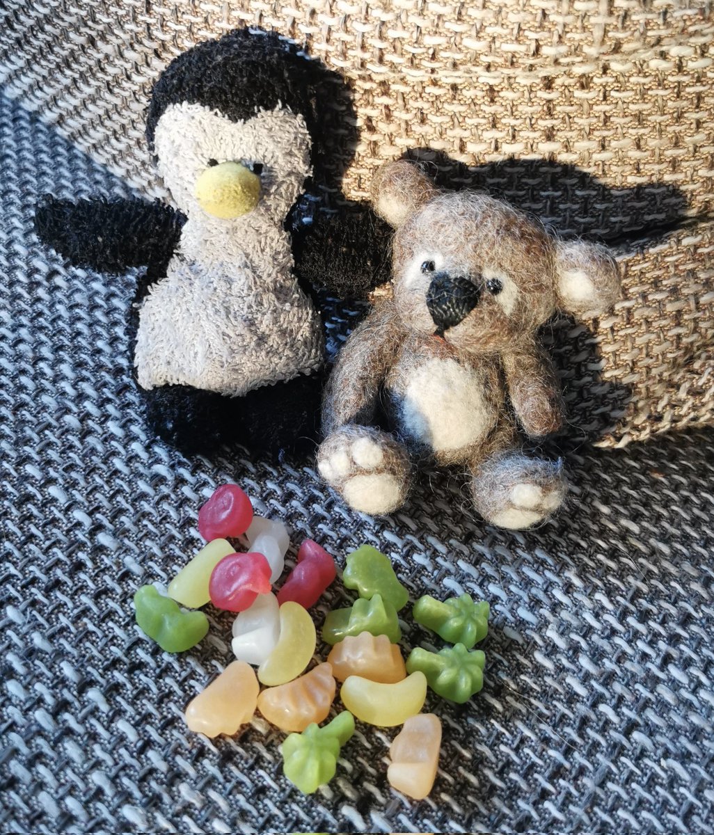 Flori & Konrad tweet media