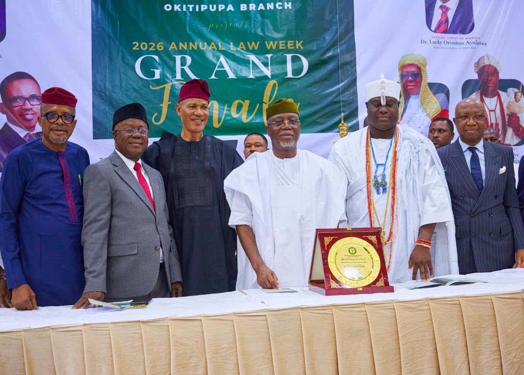 Apoti-Eri tweet media