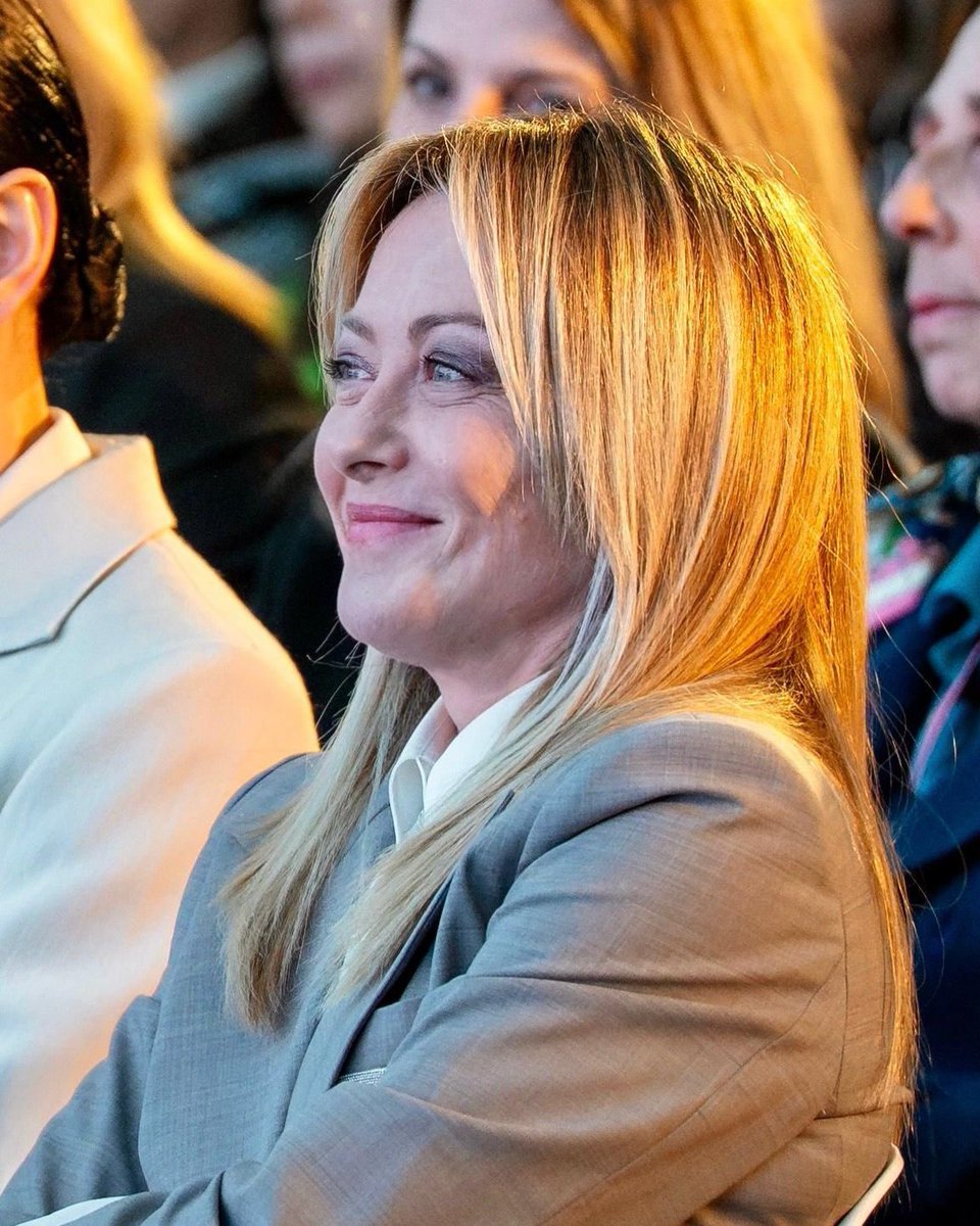 Giorgia Meloni tweet media