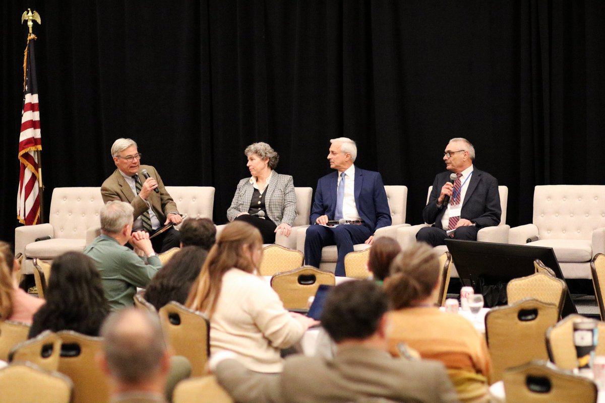 Sheldon Whitehouse tweet media