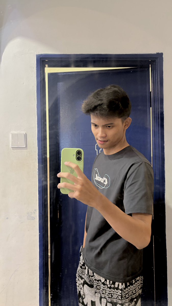 ejatt🦖 tweet media