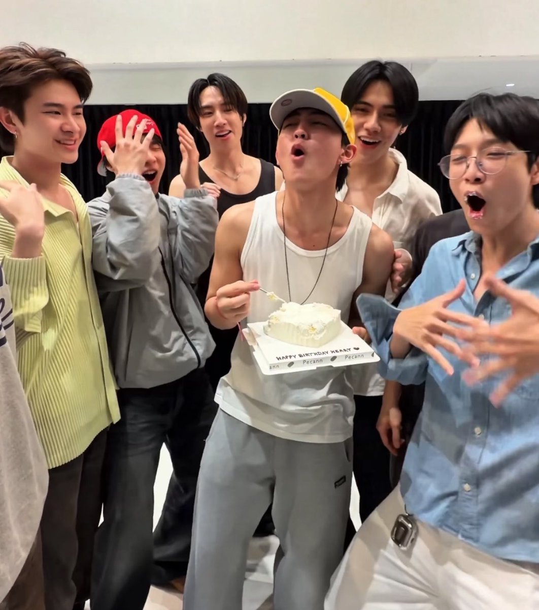 น้องเจ๋อ 𐙚 tweet media