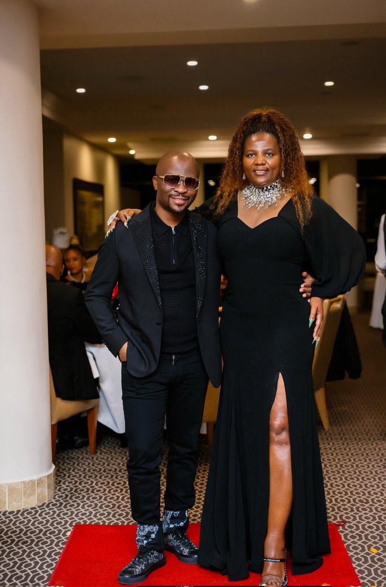 Thulani Mathebula 👁👑 tweet media