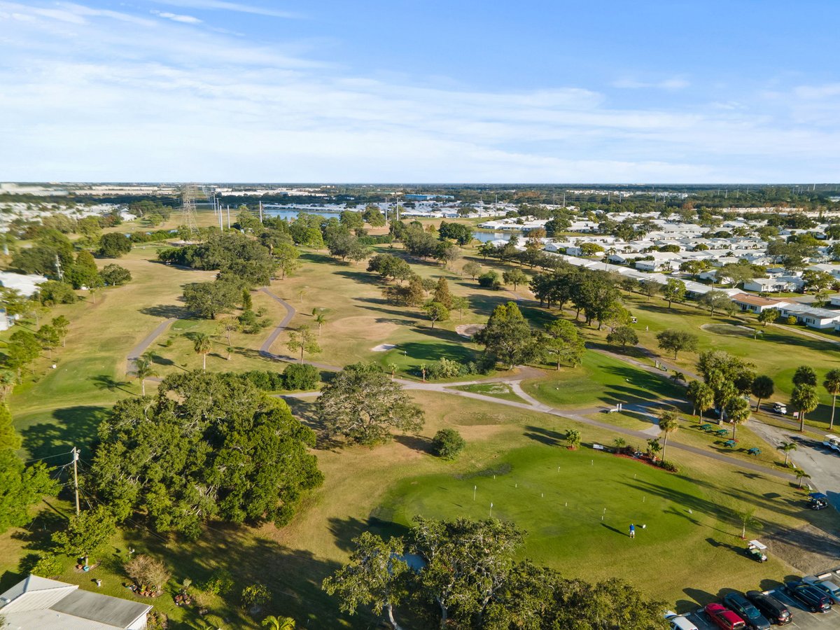 StephenScherpf's tweet photo. 🌴🏌️‍♂️ Live Where You Play! 🏡⛳

Imagine stepping out your door and hitting the greens at The Mainlands Golf Course—just minutes from your future home in Pinellas Park, FL!

📞 Call or message me today to start your journey!

Steve T. Scherpf

Cell: 727-410-7399 https://t.co/78hbWg45CG