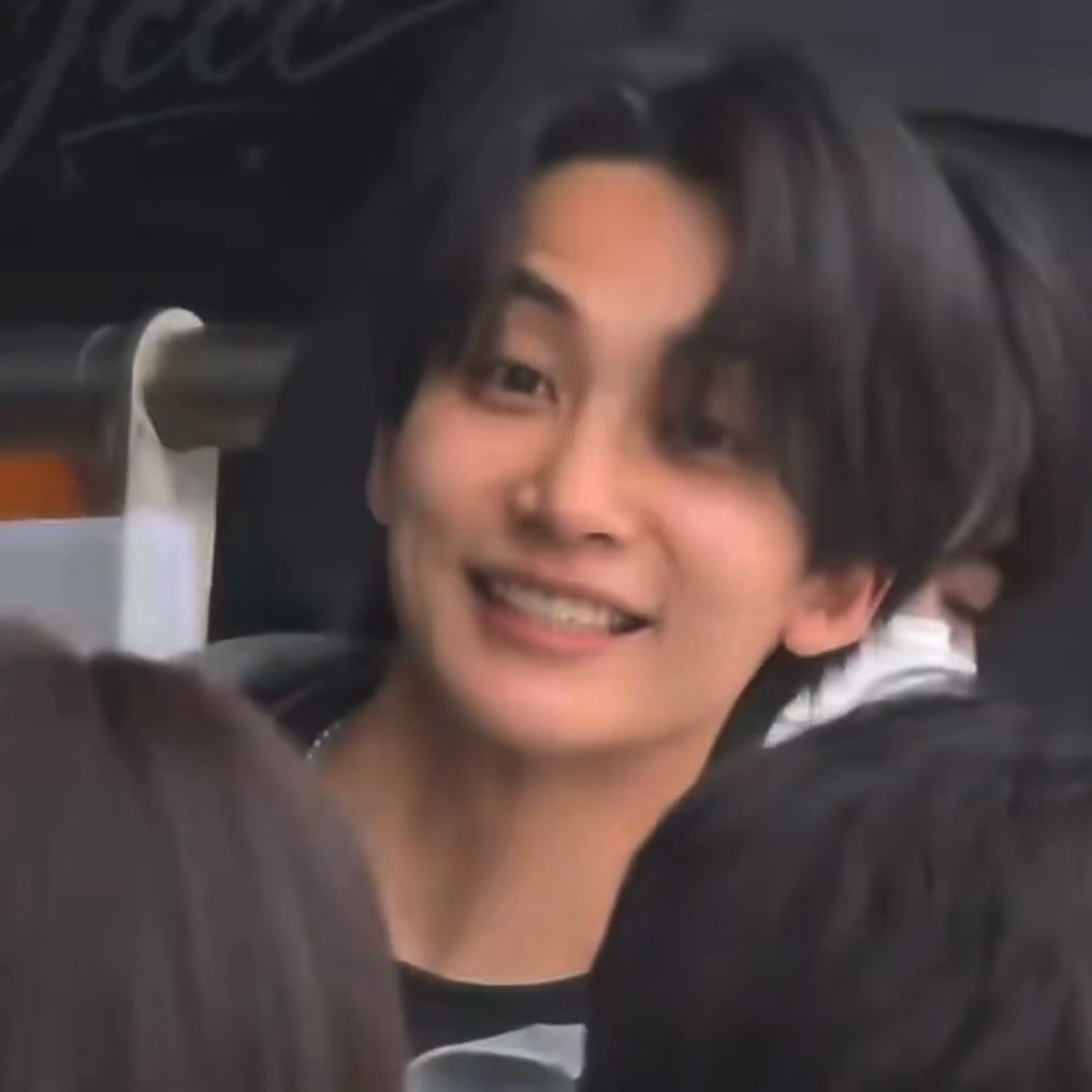 1996’s tweet media