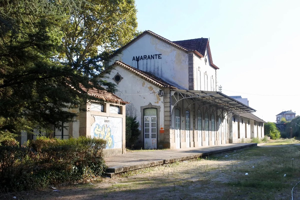 Sob Catenária tweet media