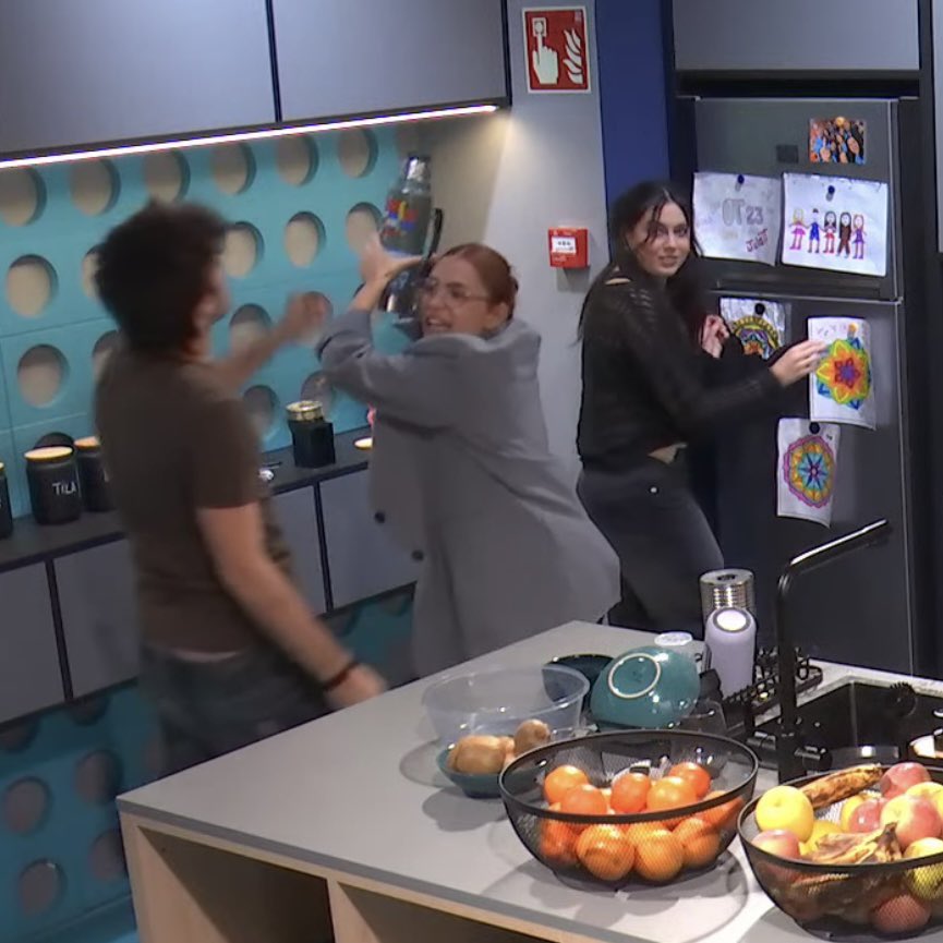 rosa ★ tweet media