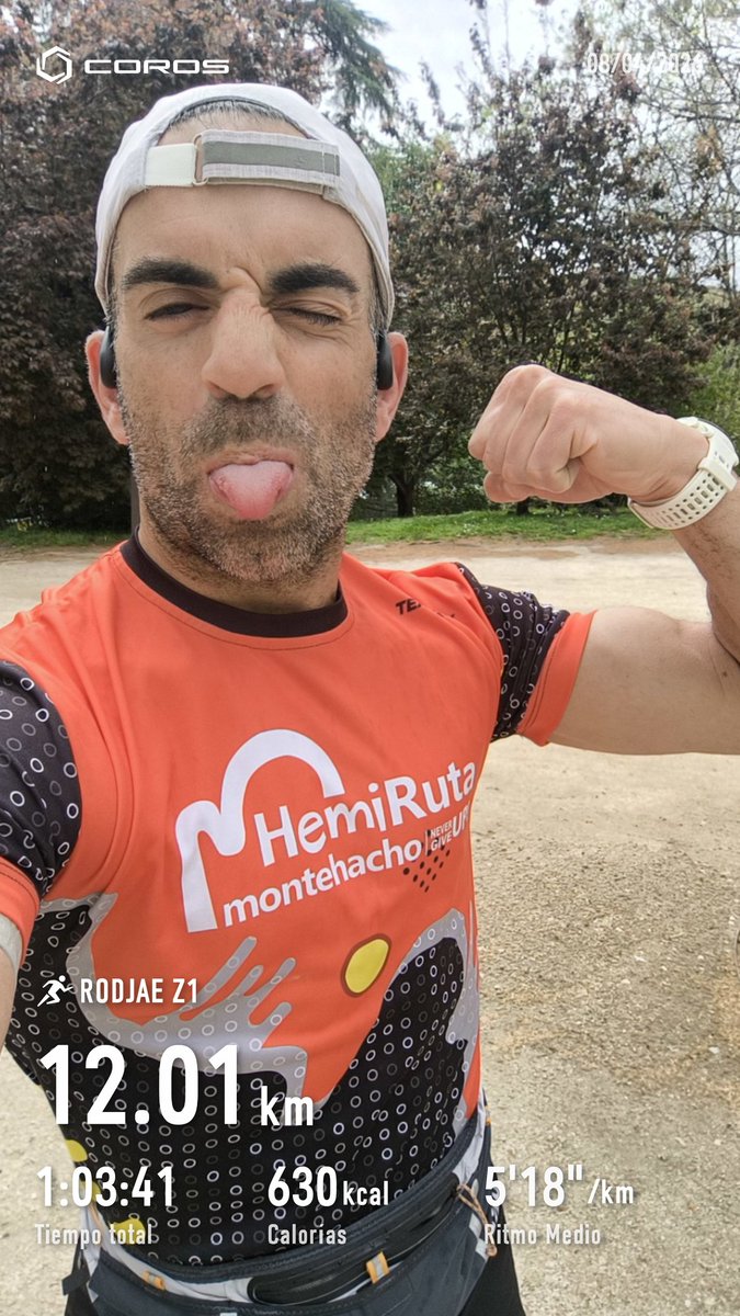anonio88's tweet photo. Seguimos sumando kilómetros, hoy con mi camiseta de HEMIRUTA ALORA que da visibilidad a la #hemiparesia 💪🏼

#run #running #trailrun #trailrunning https://t.co/b8xDvAIgUQ