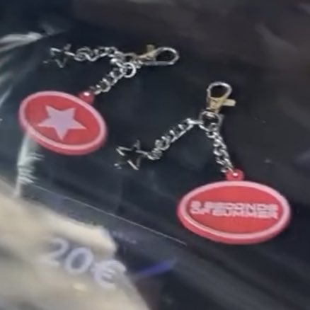 5sos Updates France 卌 tweet media